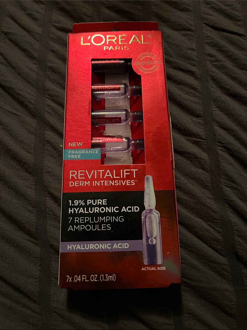 L'Oreal Revitalift Derm Intensives Hyaluronic Acid Ampoules - Red